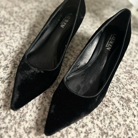 LAUREN RALPH LAUREN POINTY TOE PUMPS - Picture 4 of 7